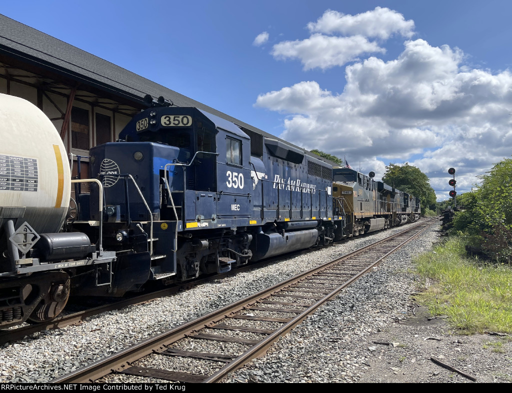 CSX 465, 470, 5461 & MEC 350